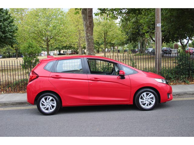 Image for 2016 Honda Jazz 1.3 I-vtec ES CVT 5DR Auto