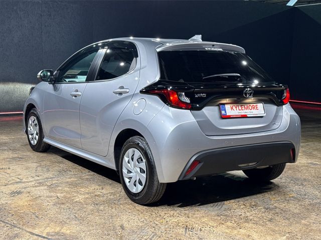 Image for 2024 Toyota Yaris HYBRID - TOYOTA SAFETY SENSE - CRUISE CONTROL - PUSH BUTTON STOP/START - 360 REVERSE CAMERA