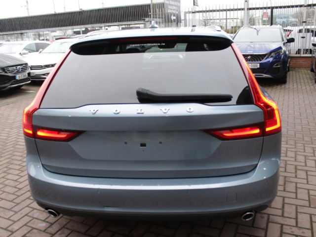 Image for 2020 Volvo V90 2.0D4 MOMENTUM 5DR ESTATE AUTOMATIC // STUNNING CAR // BUY WITH CONFIDENCE AA AND SIMI APPROVED DEALER 2026 // FINANCE ARRANGED // ALL TRADE INS WELCOME 