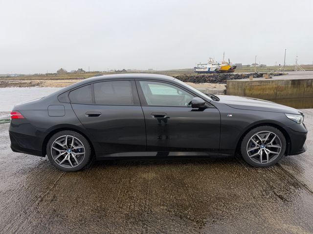 Image for 2024 BMW 5 Series 530E M SPORT