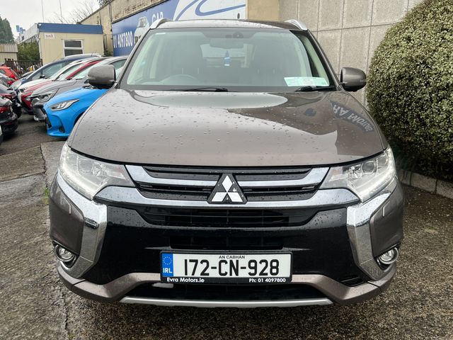 Image for 2017 Mitsubishi Outlander 4H 4WD HYBRID PHEV AUTOMATIC 2.0 PETROL //HIGH SPEC//FULL LEATHER HEATED SEATS//360 PARKING CAMERAS//SAT NAV//KEYLESS ENTRY//HEATED STEERING WHEEL//SUNROOF//