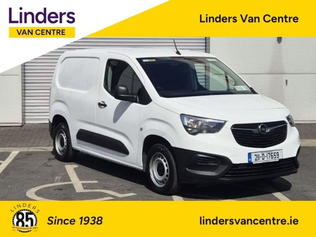 Image for 2021 Opel Combo 3 SEATS ONE OWNER