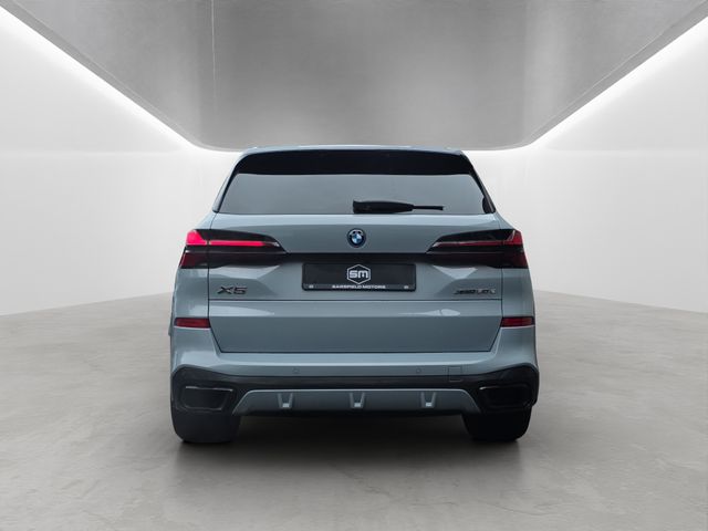 Image for 2024 BMW X5 XDRIVE50E M SPORT PRO. HUGE SPEC. FINANCE ARRANGED. SIMI. AA APPROVED.