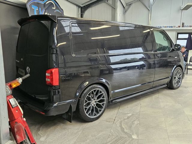 Image for 2017 Volkswagen Transporter 