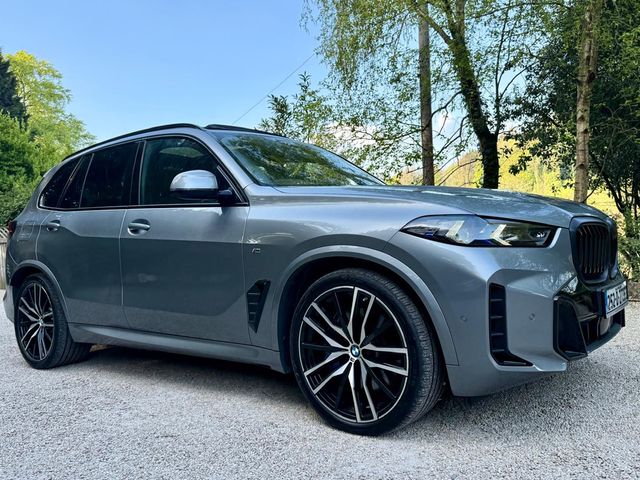 Image for 2025 BMW X5 50E M SPORT PRO *Tech Pack. Comfort Pack. Panoramic Sunroof.252*