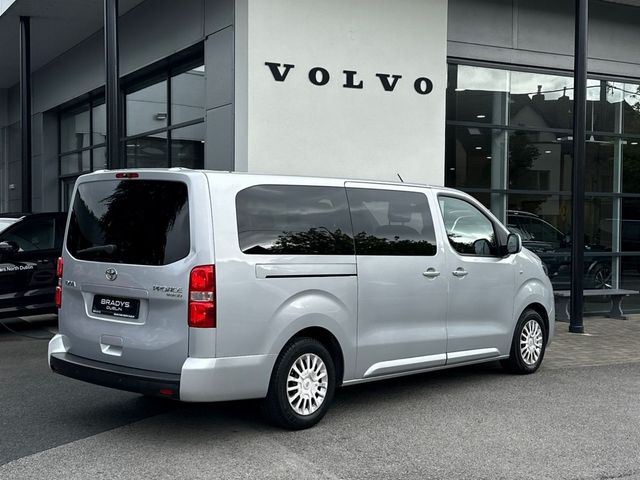 Image for 2019 Toyota Proace 2.0 D-4D 9 SEATS MWB Proace Verso Shuttle