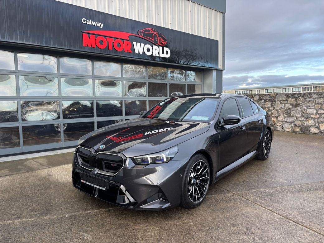 Image for 2025 BMW 5 Series M5 4.4 V8 727 BHP PLUG-IN HYBRID