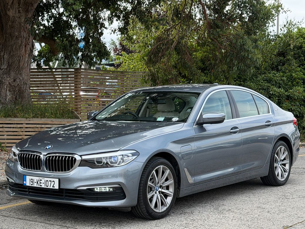 Image for 2019 BMW 5 Series 530e performance SE.2 keys. Heated seats