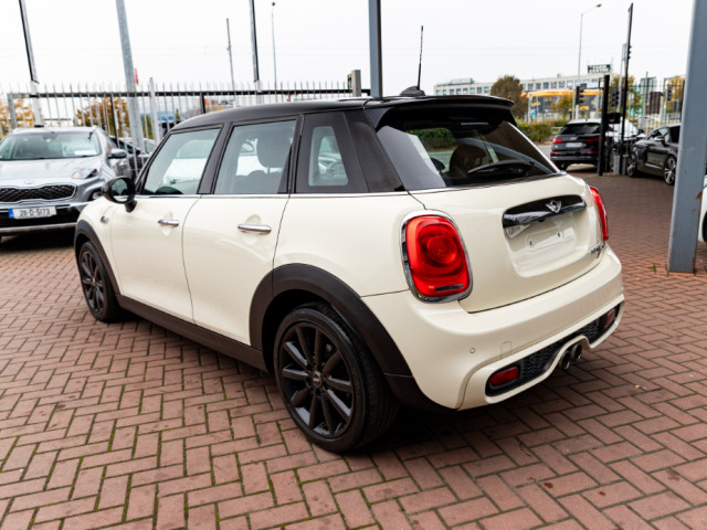 Image for 2018 Mini Cooper 