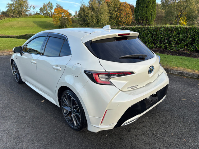 Image for 2018 Toyota Corolla GZ SPORT 1.8 PETROL HYBRID