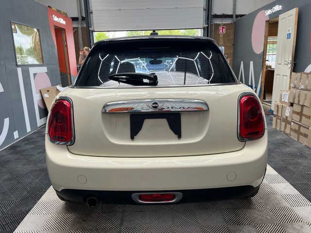Image for 2016 Mini Cooper 2016 MINI COOPER 1.2 AUTOMATIC / CRUISE CONTROL / PARKING CAMERA AND MORE