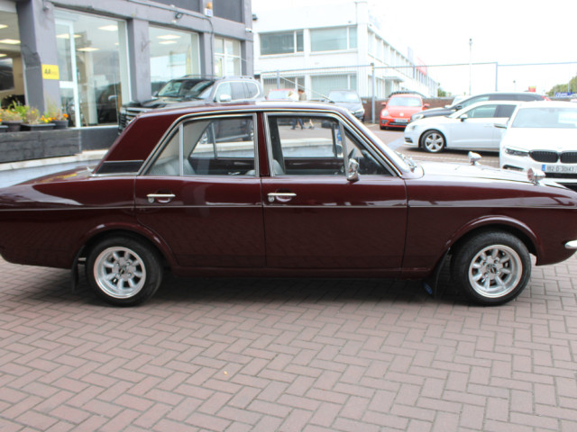 Image for 1967 Ford Cortina 1300 DELUXE AUTOMATIC // IMMACULATE CONDITION INSIDE AND OUT // FULLY RESTORED // NCT EXEMPT // €56 ROAD TAX PER YEAR // NAAS ROAD AUTOS EST 1991 // CALL 01 4564074 // SIMI DEALER 2022 