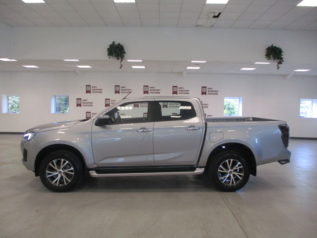 Image for 2025 Isuzu D-MAX LSE