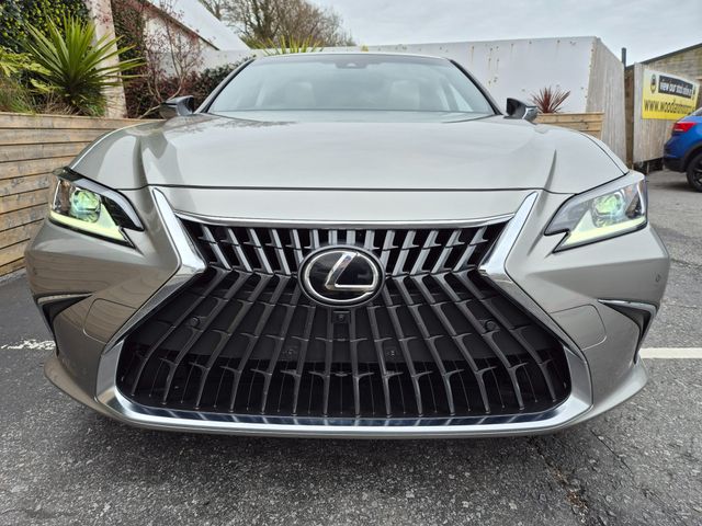 Image for 2023 Lexus ES 300h 2.5 HYBRID / LUX SPEC / LOW MILEAGE / TAX €170 (232 REG) 