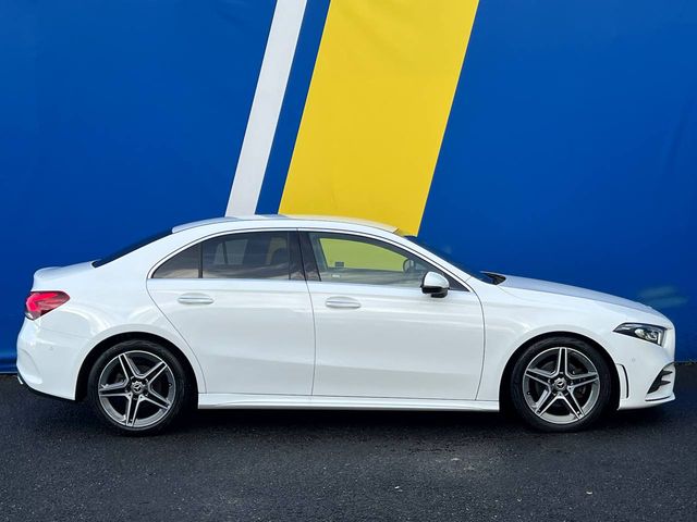 Image for 2020 Mercedes-Benz A Class A200d AMG-LINE PREMIUM PLUS ** HUGE SPEC ** // LEATHER/ALCANTARA HEATED POWER SEATS // VIRTUAL COCKPIT // WIRELESS CHARGING