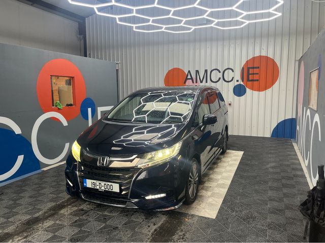 Image for 2019 Honda Odyssey 2019 HONDA ODYSSEY 7 SEATER AUTOMATIC ABSOLUTE 2.0 HYBRID / 81K KMS / REVERSE CAMERA, APATIVE CRUISE CONTROL & MORE