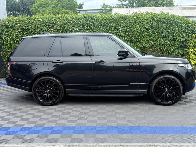 Image for 2018 Land Rover Range Rover VOGUE 3.0 TDV6 AUTO // PANORAMIC SUNROOF // MERIDIAN SOUND SYSTEM // ADJUSTABLE AIR SUSPENSION