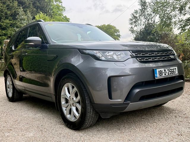 Image for 2018 Land Rover Discovery 7 Seat 2.0 TD4 SE *Panoramic Glass Roof…Full Land Rover Service History *