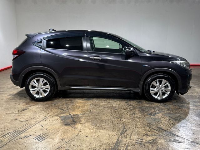 Image for 2017 Honda Vezel 1.5 HYBRID - FACTORY ALLOYS - HONDA SENSING