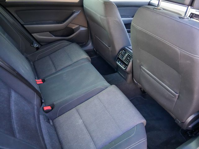 Image for 2019 Volkswagen Passat 2.0 Diesel Manual 6 Speed *Low Miles*