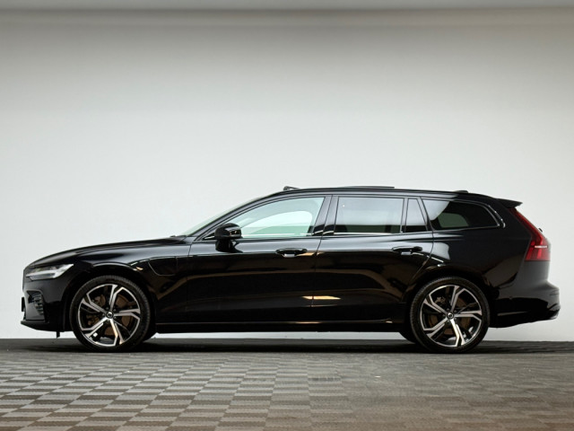 Image for 2025 Volvo V60 ULTRA DARK T8 2.0 AWD 455HP *PAN ROOF*