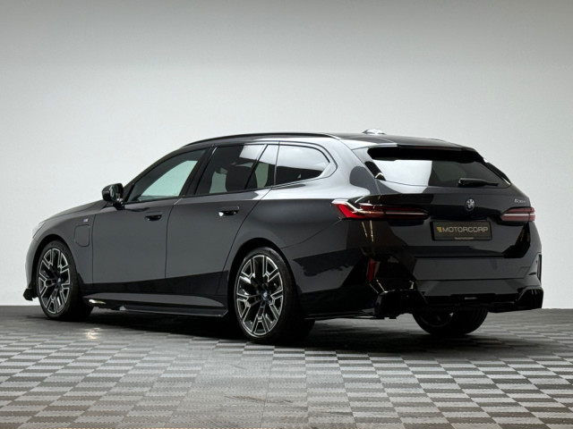 Image for 2025 BMW 5 Series 530E M SPORT