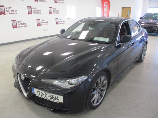 Image for 2017 Alfa Romeo Giulia Giulia 2.2jtd 180HP Super LUX 4DR AUTO-LEATHER-CAMERA-SAT NAV