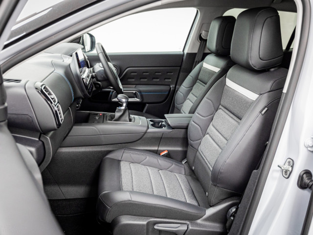 Image for 2026 Citroen C5 Aircross Plus 1.2 Petrol 130HP