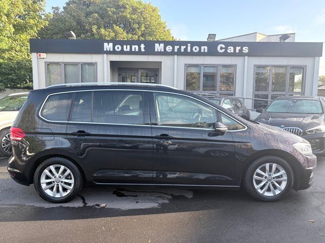 Image for 2017 Volkswagen Touran 1.4 Auto/ Petrol/ Apple Carplay
