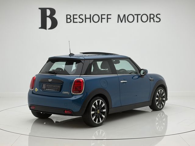 Image for 2024 Mini Hatch LEVEL 3=PAN ROOF//LOW MILES//AS NEW=JUST SERVICED=TAILORED FINANCE PACKAGES AVAILABLE=TRADE IN’S WELCOME 