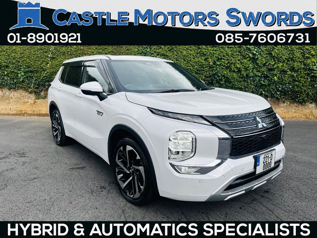 Image for 2022 Mitsubishi Outlander 2.4 HYBRID 7 SEATER SUN ROOF
