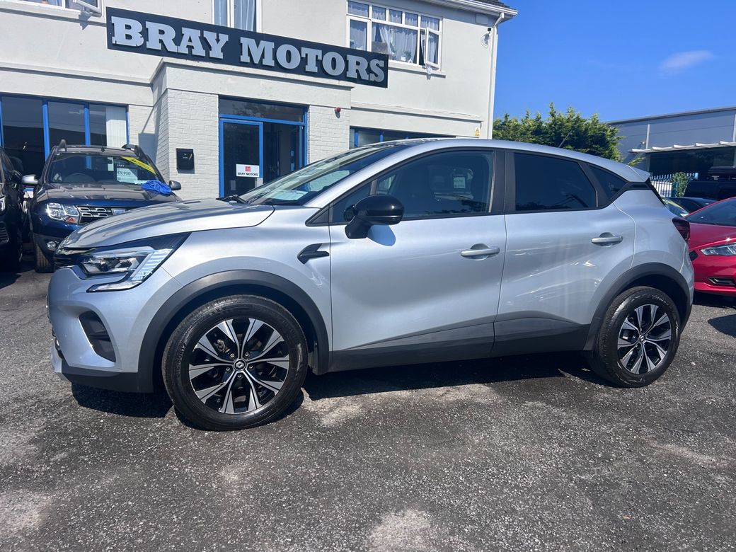 Image for 2023 Renault Captur 2023 RENAULT CAPTUR 1.3 PETROL AUTO EVOLUTION
