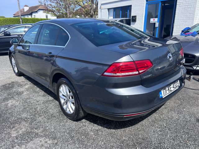 Image for 2017 Volkswagen Passat 2017 VW PASSAT 1.6TDI CL DSG AUTO LOW KMS
