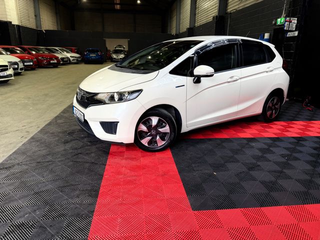 Image for 2016 Honda Fit HYBRID