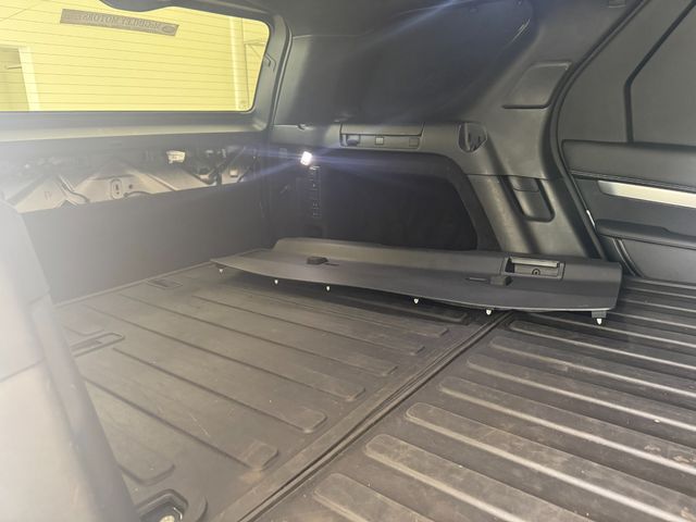 Image for 2023 Land Rover Discovery 3.0 SD6 R-dynamic H