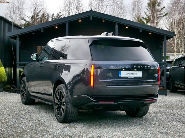 Image for 2023 Land Rover Range Rover 3.0 HSE P510e, HIGH SPEC, 360 CAMERA, AIR SUSPENSION, SUNROOF, HEATED & COOLED SEATS