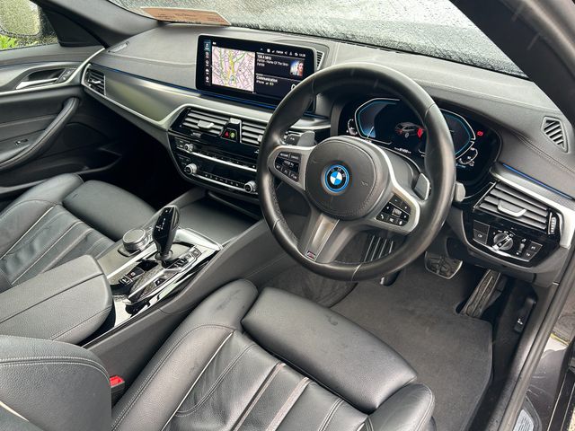 Image for 2022 BMW 5 Series G31 530E M-SPORT 292BHP AUTOMATIC 5DR **FULL LEATHER** HEATED SEATS** DIGITAL DASH** SAT NAV** MEDIA PLAY** ELECTRIC BOOT**