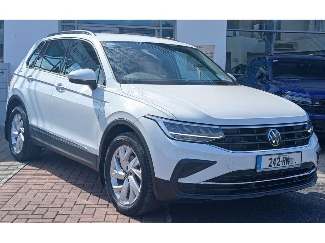 Image for 2024 Volkswagen Tiguan Life 2.0 TDI 122HP **REAR VIEW CAMERA, APP CONNECT, BLUETOOTH**