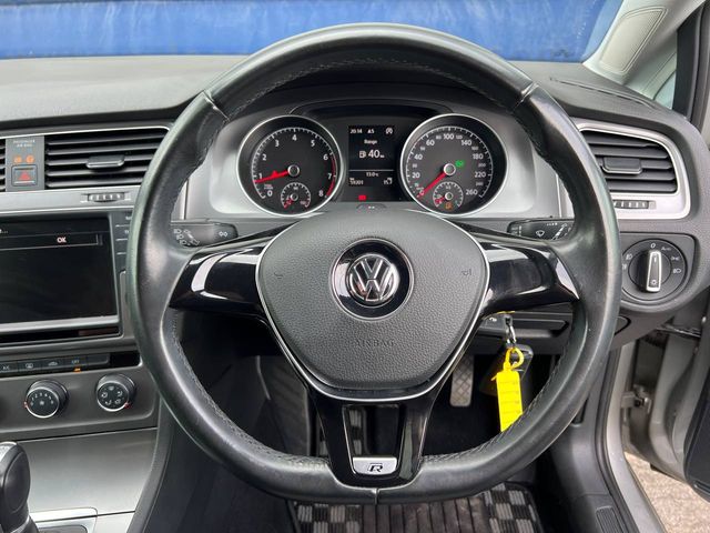 Image for 2015 Volkswagen Golf R-LINE PACK 1.2 TSI // FULL SERVICE HISTORY // BLUETOOTH MUSIC // BRAND NEW 19" ALLOYS 