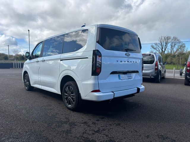 Image for 2026 Ford Tourneo Custom 