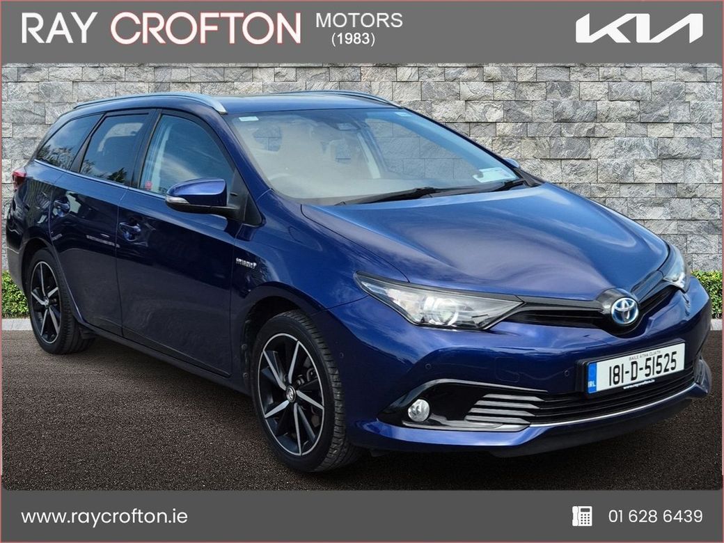 Image for 2018 Toyota Auris Hybrid Aura Touring Sports