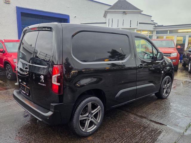 Image for 2021 Peugeot Partner BLUEHDI PROFESSIONAL L1