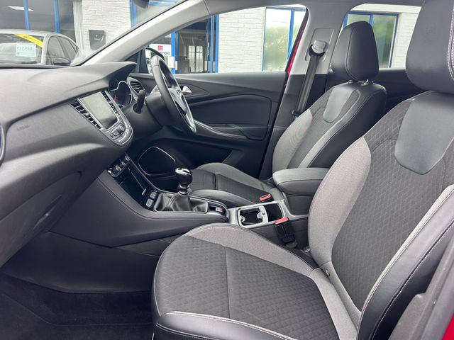 Image for 2019 Opel Grandland X 2019 OPEL GRANDLAND X 1.2 SRI SPORT LOW KMS