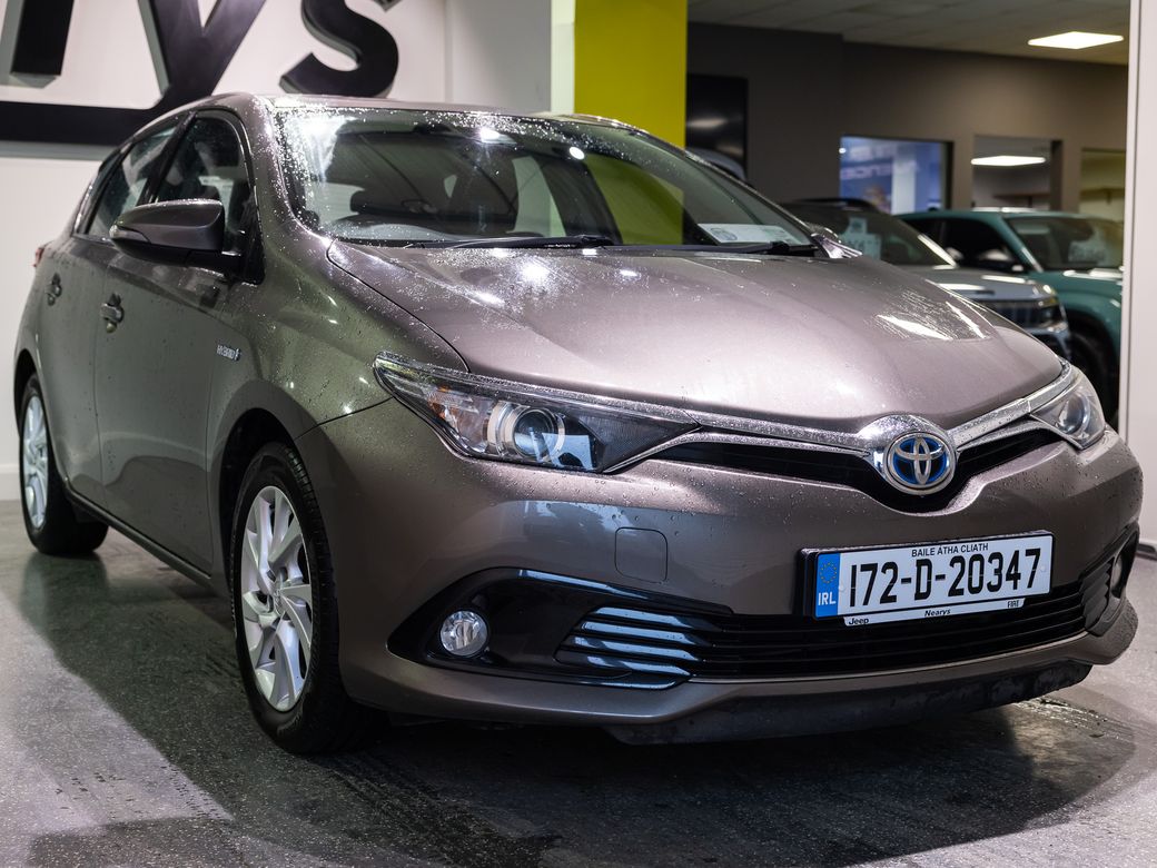 Image for 2017 Toyota Auris Hybrid Luna 4DR Auto