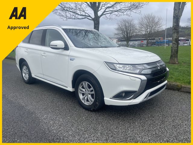 Image for 2020 Mitsubishi Outlander VERVE PHEV CVT FREE DELIVERY 