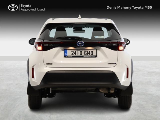 Image for 2024 Toyota Yaris Cross Luna Hybrid