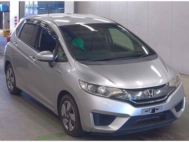 Image for 2015 Honda Fit Hybrid 1.5 i-VTEC Automatic