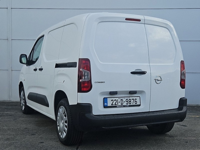 Image for 2022 Opel Combo 1.5L COMBO 100BHP