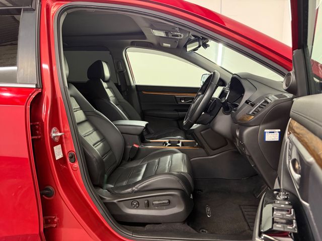 Image for 2018 Honda CR-V **TOP SPEC **MASTERPIECE EDITION **2 KEYS **PAN SUN ROOF **LANE ASSIST **ADAPTIVE CRUISE CONTROL **DIGITAL CLUSTER **DUAL DIGITAL CLIMATE CONTROL **REVERSING CAMERA **COLLISION AVOID **FRONT / REAR PA