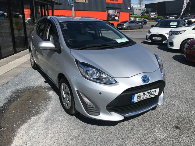 Image for 2019 Toyota Aqua Hybrid